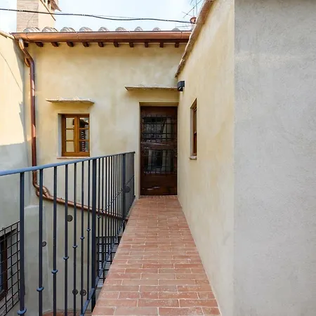 Casa Del Medioevo 公寓