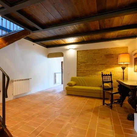 Casa Del Medioevo 公寓